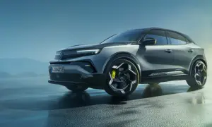 Grå Opel Mokka GSE med gula bromsok. Inga problem här, bara snygg design.