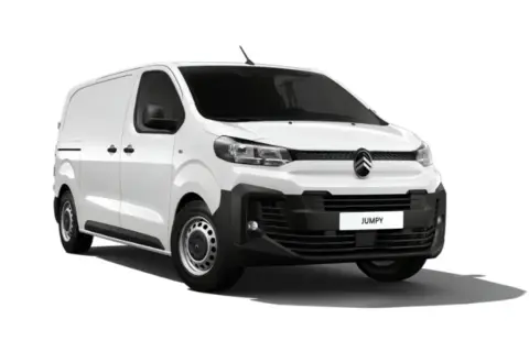 Vit Citroën Jumpy skåpbil, frontvy. Kanske ett problem med den här modellen?
