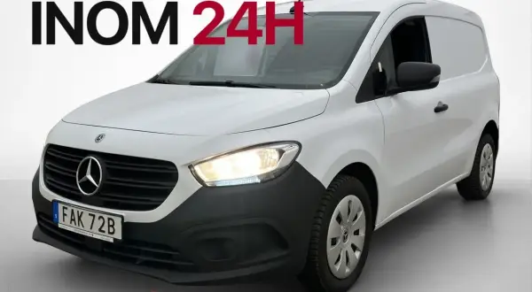 Vit Mercedes Citan, redo för leverans inom 24h i Sverige. Inga problem med denna transportbil!